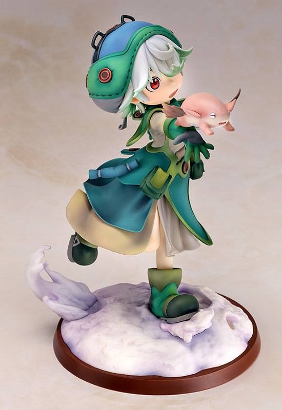 Prushka Figure Side View