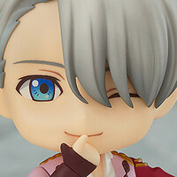 Viktor Victor Nikiforov Nendoroid 741 popular Makkachin